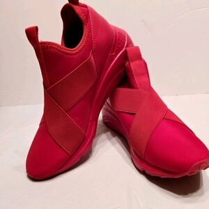 Steve Madden Cryson Red Slip-on Sneakers Women's Sz 7.5 NWOB